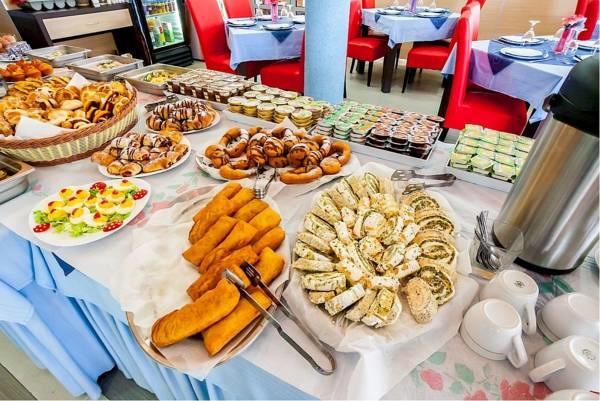Hotel Lion Улцинь Екстер'єр фото